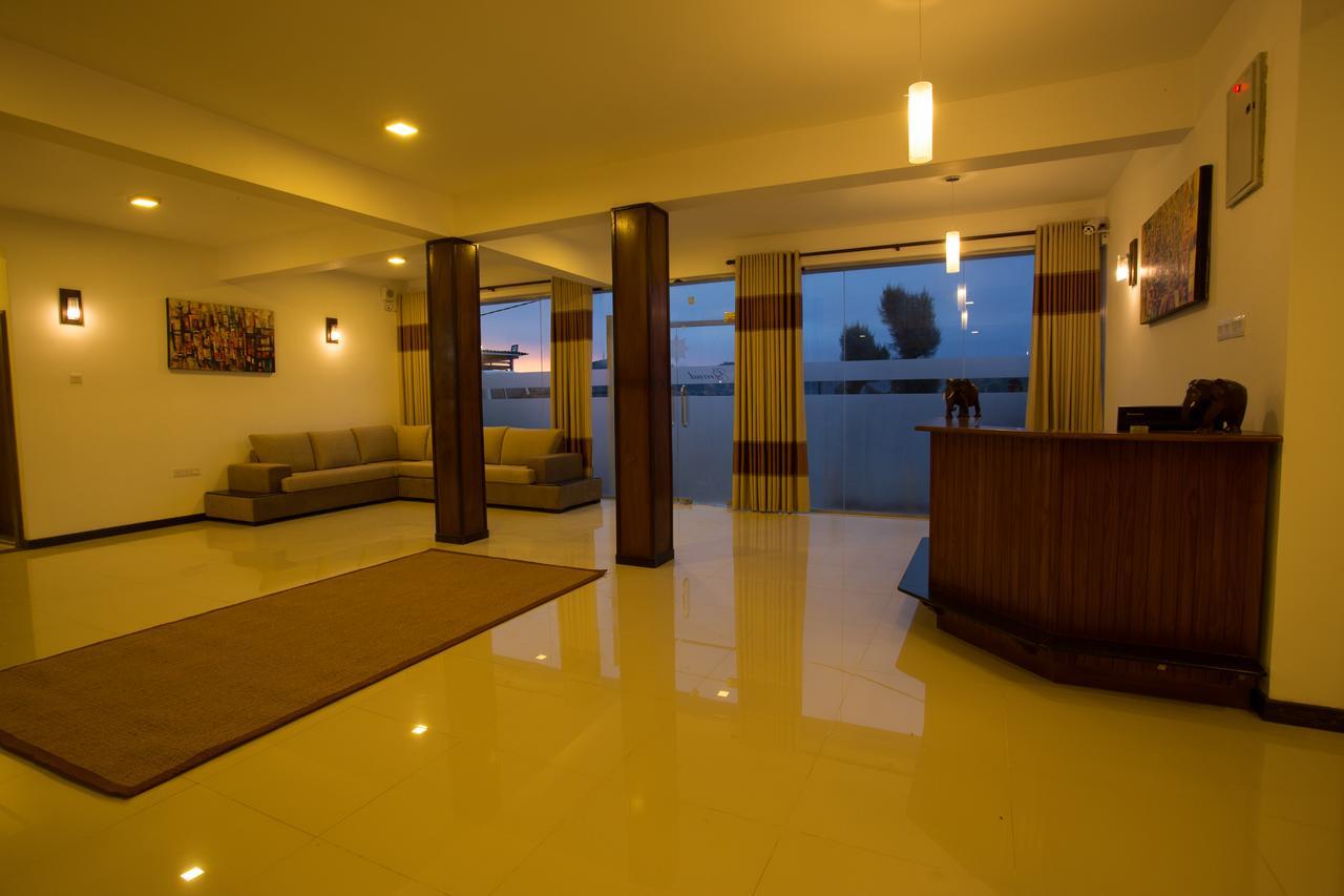 Grand Camellia Hotel Nuwara Eliya Exterior foto