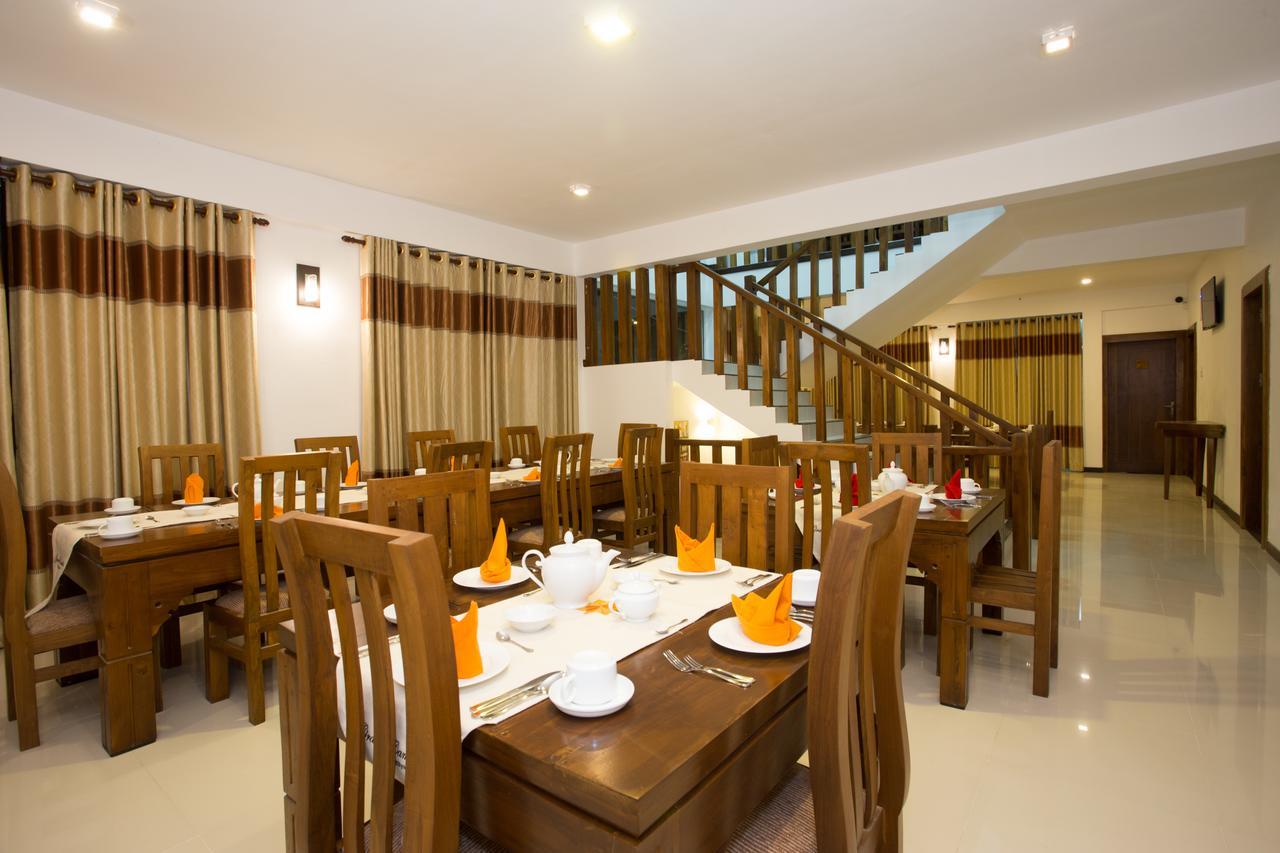 Grand Camellia Hotel Nuwara Eliya Exterior foto
